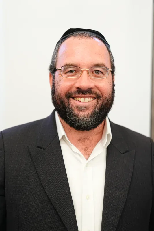 הרב אפרים טאוב שליט"א