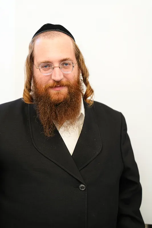 הרב נחום אעקר שליט"א